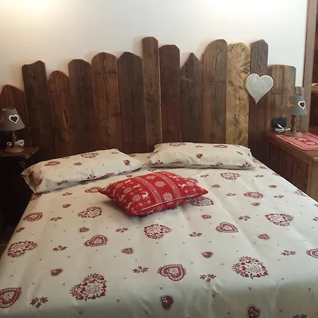 Le Petit Coeur Fontainemore